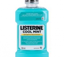 Nước Súc Miệng Hương Bạc Hà Listerine Cool Mint 250ml