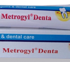 METROGYL DENTA 10g